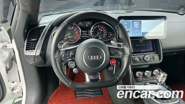 Audi R8 5.2 V10 купе, 2015 13