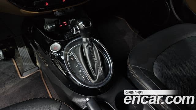 Kia The / новый New Soul Special, 2017 9