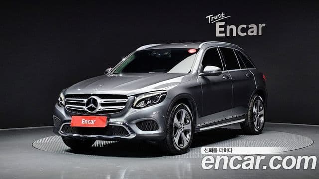 Mercedes-Benz GLC-класс X253 GLC300 4MATIC, 2019 1