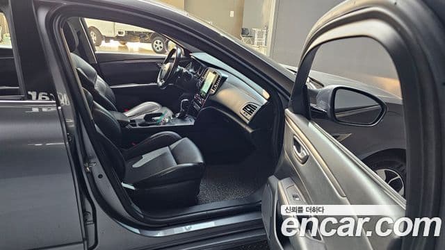 Renault Korea(Samsung) SM6 2.0 LPe SE (арендный автомобиль), 2019 10