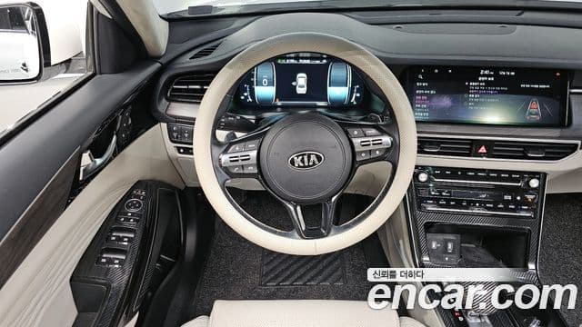 Kia K7 Premier гибрид Signature, 2020 13