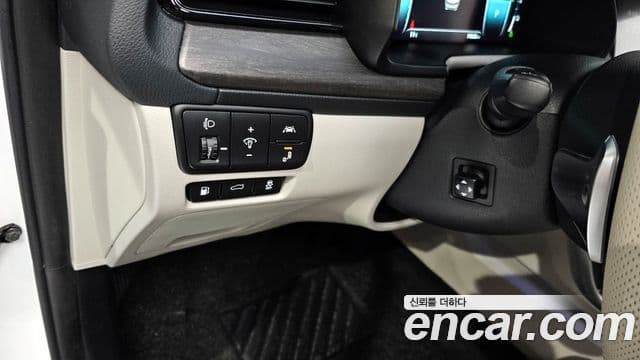 Kia K7 Premier гибрид Signature, 2020 17