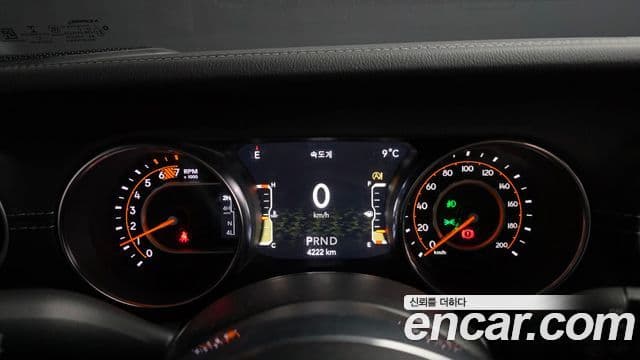 Jeep Wrangler (JL) 2.0 Overland 4도어, 2021 8