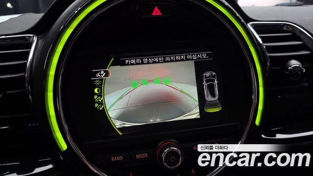 Mini Cooper D 클럽맨 2세대, 2016 13