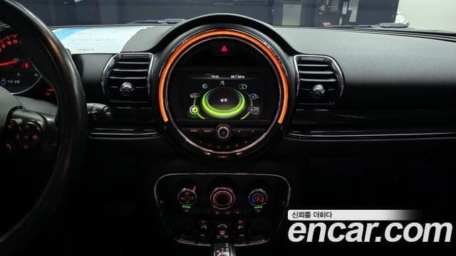 Mini Cooper D 클럽맨 2세대, 2016 14