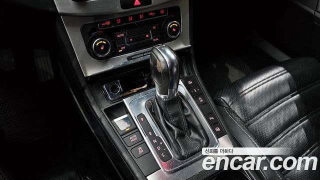 Volkswagen CC 2.0 TDI BlueMotion, 2012 9