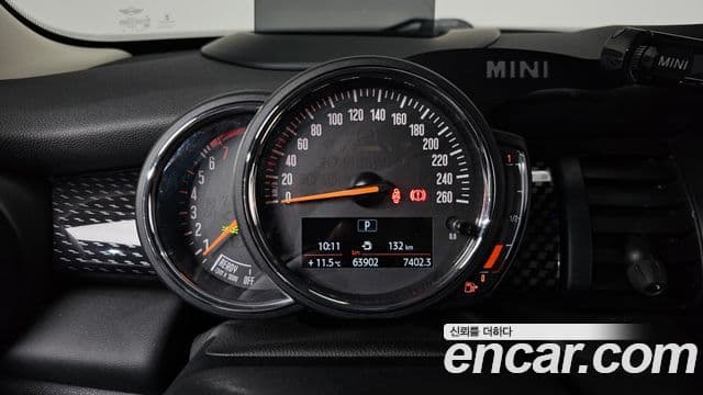 Mini Cooper S 3세대, 2019 8