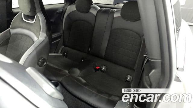 Mini Cooper S 3세대, 2024 12