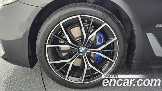 BMW 5시리즈 (G30) 530i M Sport, 2022 все фото