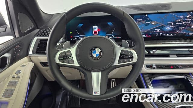 BMW X7 (G07) xDrive 40i M Sport 6인승, 2025 13