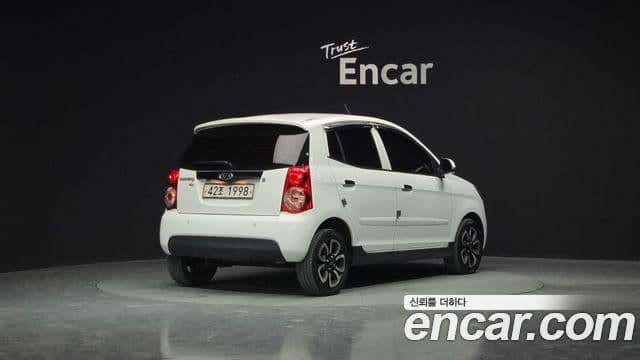 Kia 뉴모닝 люксовая версия Black Premium, 2010 2