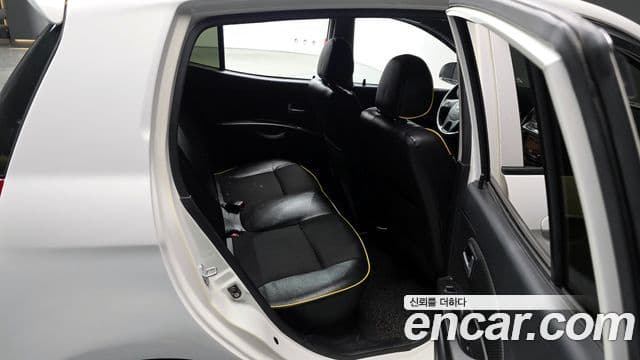 Kia 뉴모닝 люксовая версия Black Premium, 2010 12