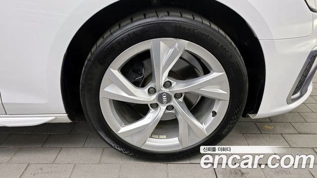 Audi A4 (B9) Premium, 2020 все фото