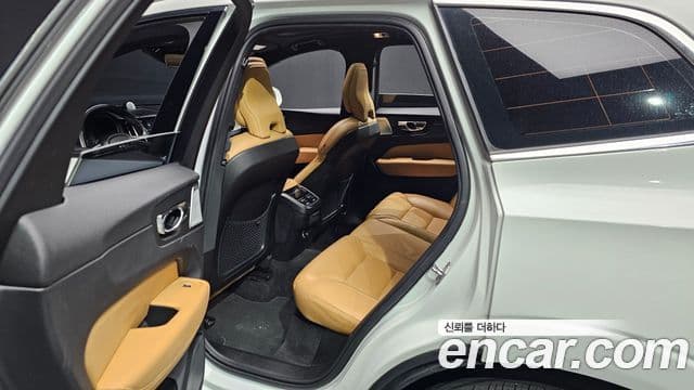 Volvo XC60 2세대 D5 Inscription, 2019 12