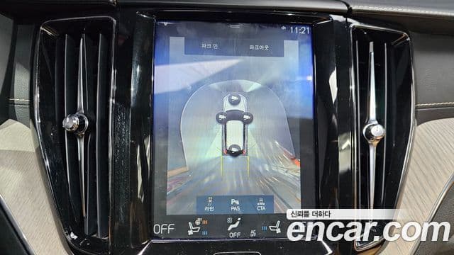 Volvo XC60 2세대 D5 Inscription, 2019 15