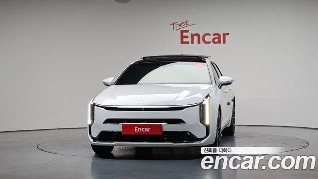 Kia The / новый New K8 гибрид Signature, 2025 3