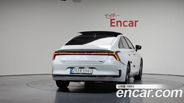 Kia The / новый New K8 гибрид Signature, 2025 4