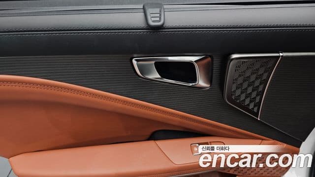 Kia The / новый New K8 гибрид Signature, 2025 19