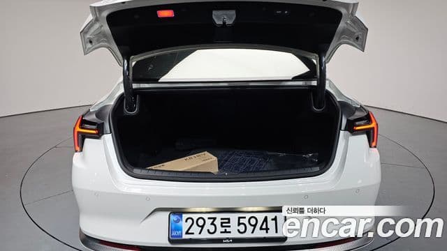 Kia The / новый New K8 гибрид Signature, 2025 20