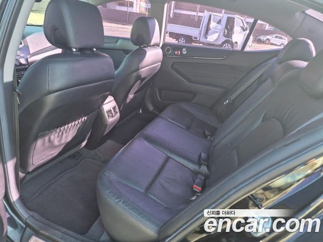 Kia K7 Special, 2011 10