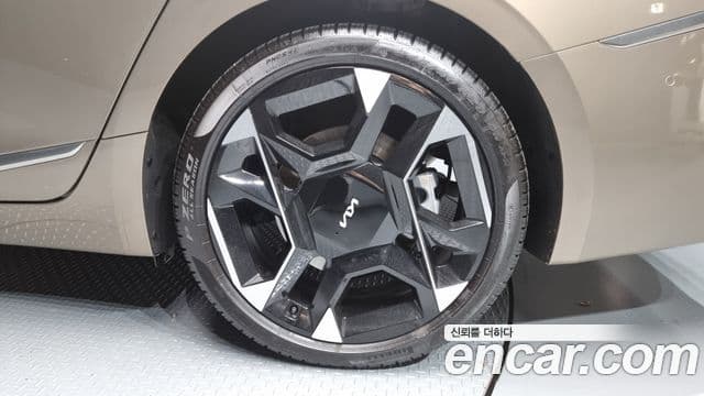 Kia The / новый New K8 Signature, 2025 все фото