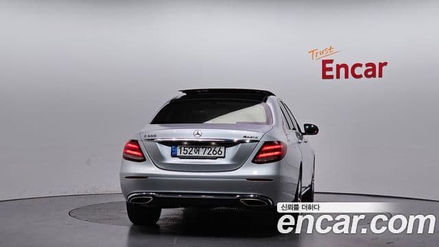 Mercedes-Benz E-класс W213 Avantgarde, 2017 4