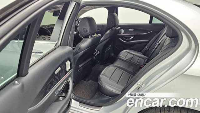 Mercedes-Benz E-класс W213 Avantgarde, 2017 12