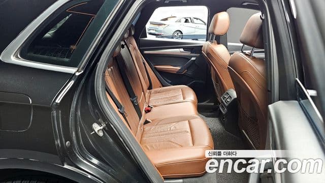 Audi Q5 (FY) Premium, 2020 11