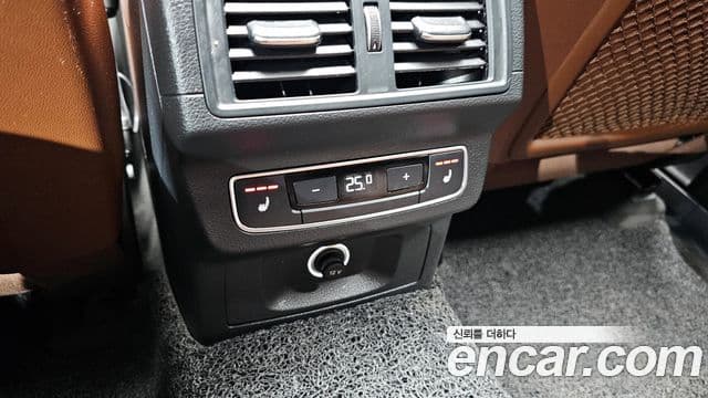 Audi Q5 (FY) Premium, 2020 19