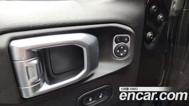 Jeep Wrangler (JL) 2.0 Rubicon 4도어, 2021 18