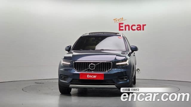 Volvo XC40 T4 Inscription, 2020 3