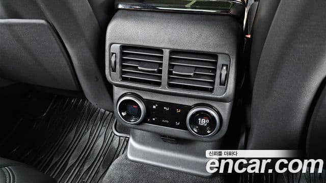 Land Rover Range Rover Velar 3.0 P400 Dynamic HSE, 2025 19