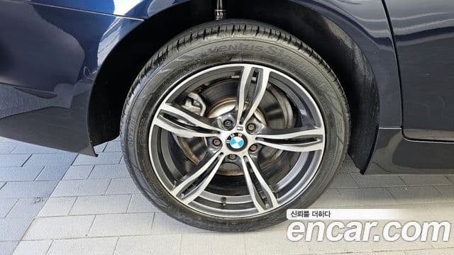 BMW 5시리즈 (F10), 2011 все фото