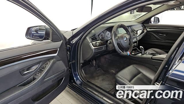 BMW 5시리즈 (F10), 2011 10