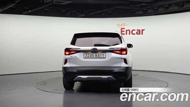 Kia Seltos Trendy, 2021 4