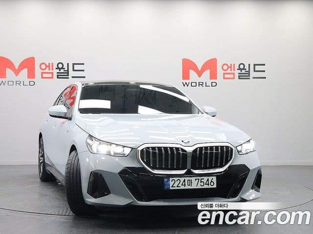 BMW 5시리즈 (G60) 520i M Sport, 2024 2