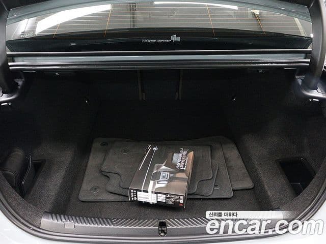 BMW 5시리즈 (G60) 520i M Sport, 2024 все фото