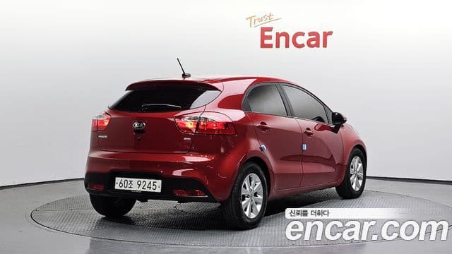 Kia All New Pride Luxury, 2013 2