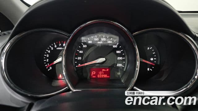 Kia All New Pride Luxury, 2013 8