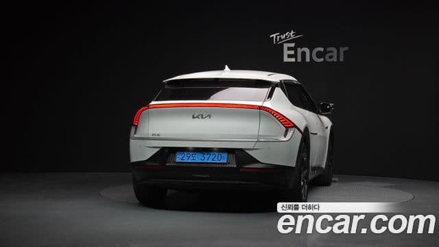 Kia EV6 Air, 2022 4