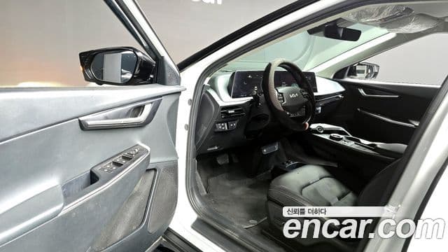 Kia EV6 Air, 2022 11