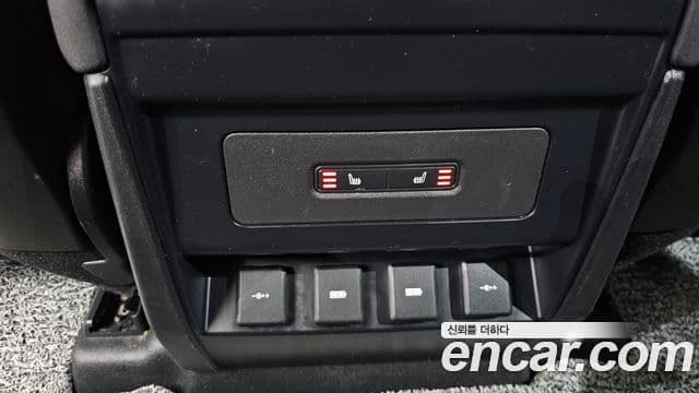 Land Rover Defender (L663) 110 D240 Launch Edition, 2020 19