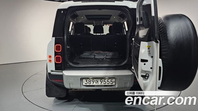 Land Rover Defender (L663) 110 D240 Launch Edition, 2020 20