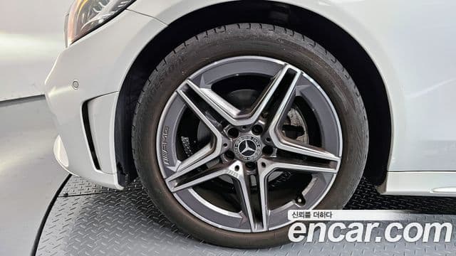 Mercedes-Benz C-класс W205 AMG Line, 2021 все фото