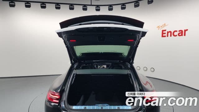 Porsche Panamera (971), 2019 20