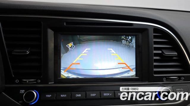 Hyundai Avante AD 1.6 GDI Value Plus, 2017 17