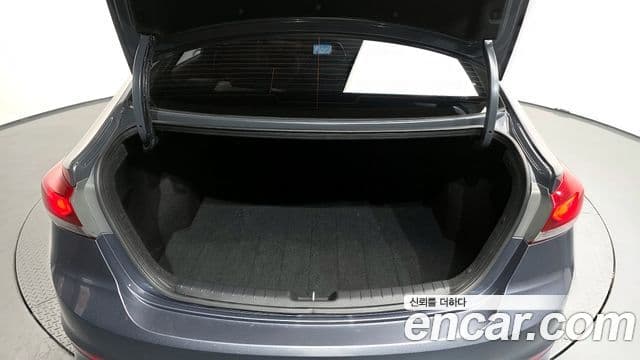 Hyundai Avante AD 1.6 GDI Value Plus, 2017 20