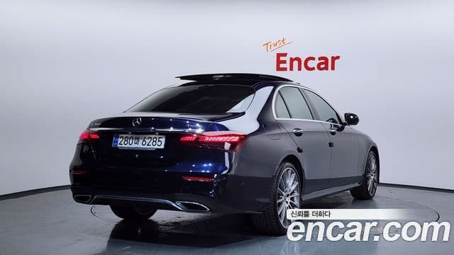 Mercedes-Benz E-класс W213 AMG Line, 2022 2