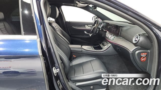 Mercedes-Benz E-класс W213 AMG Line, 2022 11