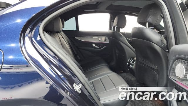 Mercedes-Benz E-класс W213 AMG Line, 2022 12